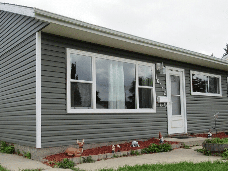 Vinyl-House-Washing-Services-West-Palm-Beach-FL